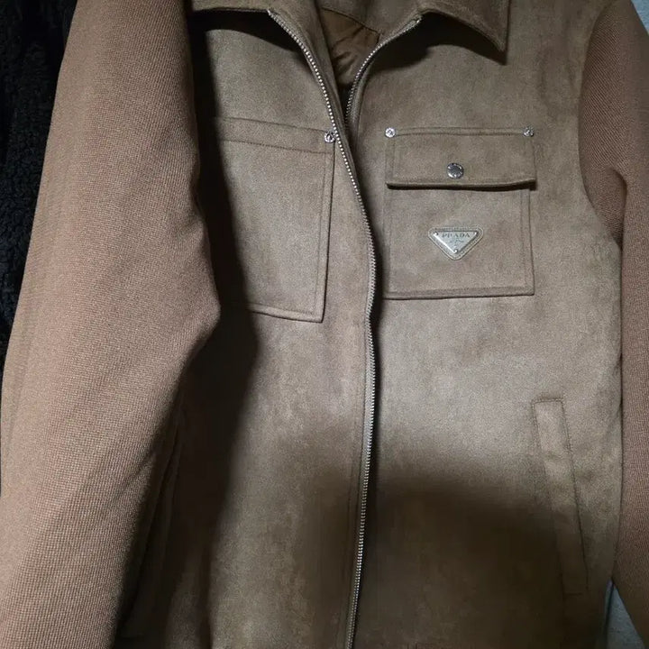 [SOLD OUT] 프라다자켓 105