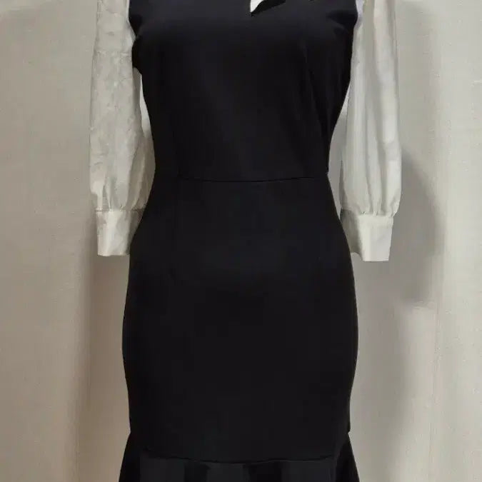 [BUNJANG] Colorblock Ribbon Frill Dress / 배색 리본 블랙 원피스 프릴 스커트 55-66 op12