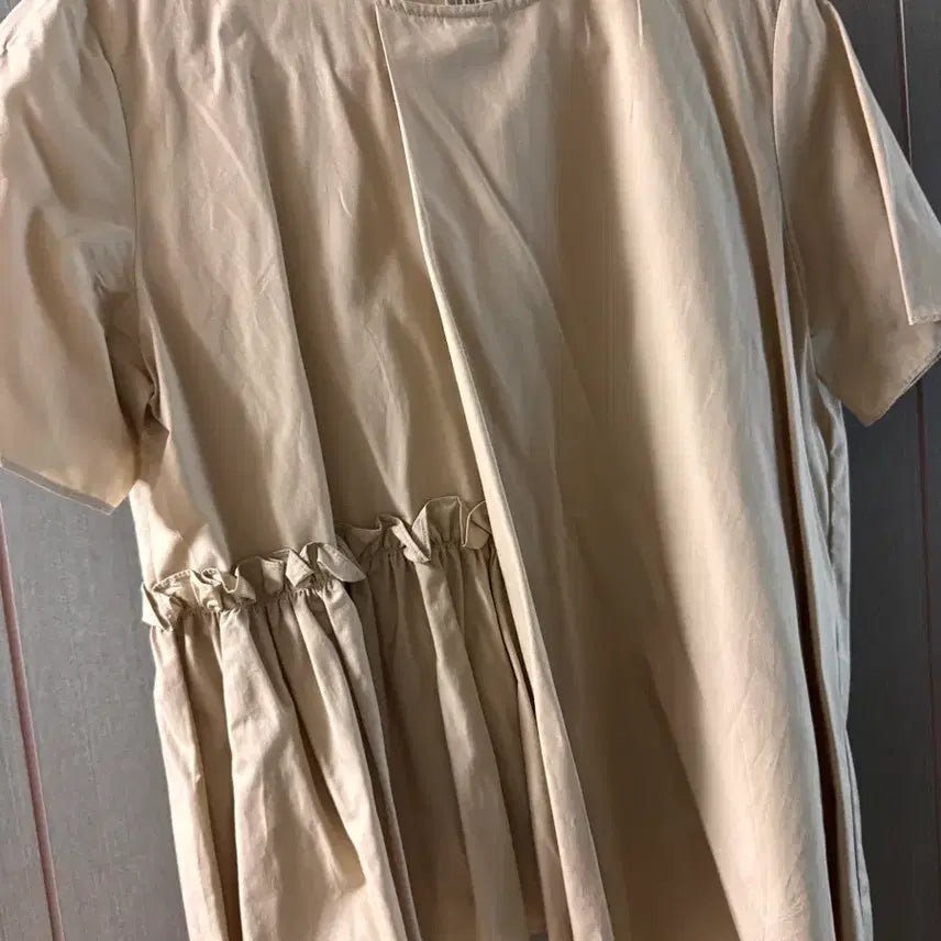 [BUNJANG] Ring Seoul Beige Blouse / 링서울 블라우스 베이지