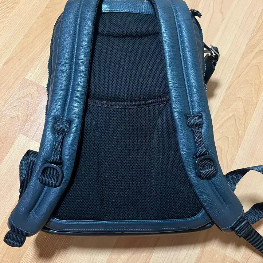 [SOLD OUT] 투미(TUMI) 알파 브라보 도버 올가죽 백팩