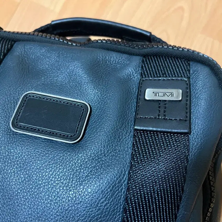 [SOLD OUT] 투미(TUMI) 알파 브라보 도버 올가죽 백팩