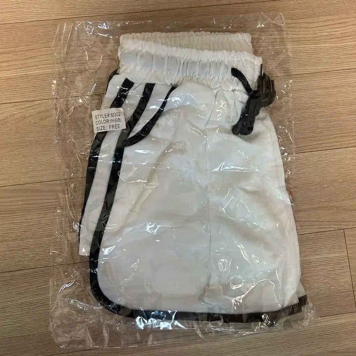 [BUNJANG] Damiun House Dolphin Pants White/Black / 새상품) 담은집 돌핀팬츠 팝니자