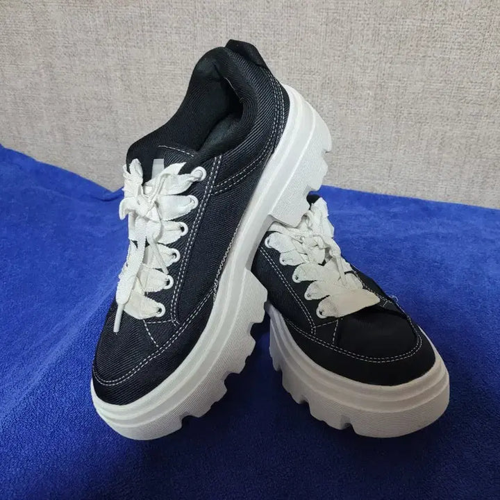 [BUNJANG] Le Coq Sportif Sneakers 240mm (Black and White) / 르꼬끄 스포르티브 운동화 240 (검흰) 상태우수품