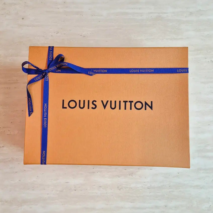 [BUNJANG] Louis Vuitton Box, Shopping Bag, Ribbon Full Set / [백화점정품]루이비통 박스+쇼핑백+리본 풀구성품,루이비통 지갑,루이비통