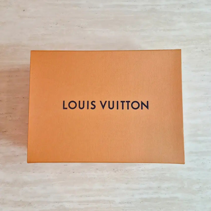 [BUNJANG] Louis Vuitton Box, Shopping Bag, Ribbon Full Set / [백화점정품]루이비통 박스+쇼핑백+리본 풀구성품,루이비통 지갑,루이비통