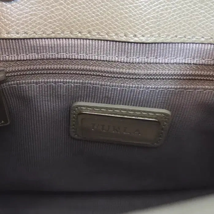 [BUNJANG] FURLA Metropolis Top Handle Tote Bag / FURLA 훌라 메트로폴리스  탑핸들 카키