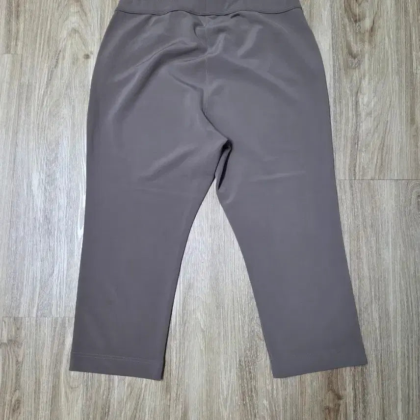 [BUNJANG] Crebic 8-Part Banding Pants / 크레빅 밴딩 8부바지 88.99