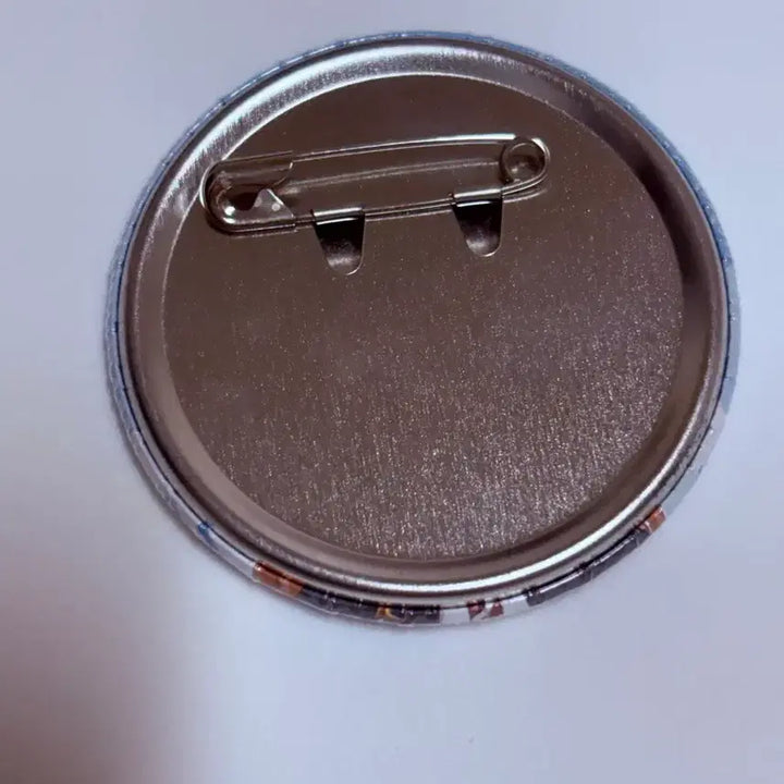 [BUNJANG] BanG Dream Chuchu Holiday Gold Foil Version Can Badge / 뱅드림 츄츄 홀리데이 금박 버전 캔뱃지
