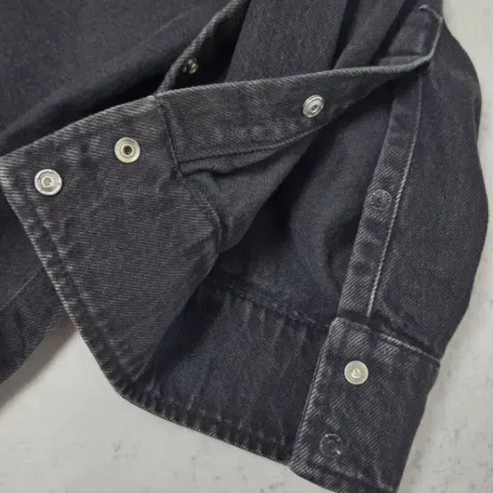 [BUNJANG] Balenciaga Oversized Denim Shirt / 정품 발렌시아가 오버핏 데님 셔츠 38(66)