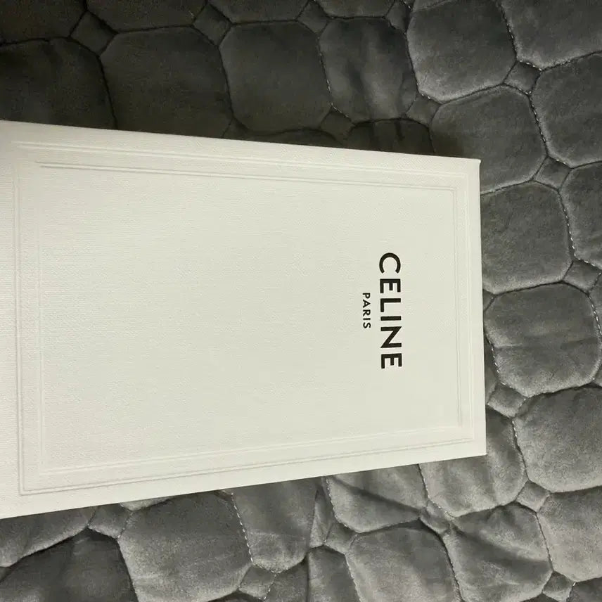 [BUNJANG] Celine Small Flap Wallet Gold Glitter / 셀린느 스몰 플랩 반지갑 금색 글리터