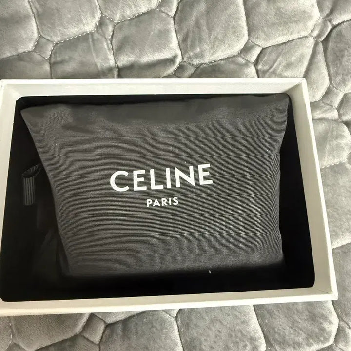 [BUNJANG] Celine Small Flap Wallet Gold Glitter / 셀린느 스몰 플랩 반지갑 금색 글리터