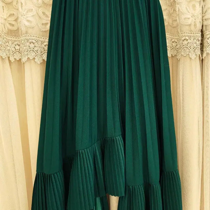 [BUNJANG] Asymmetrical Green Pleated Long Skirt / 언발란스 그린 플리츠 롱 스커트