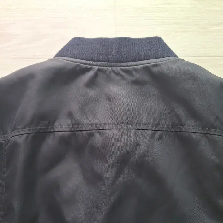 [SOLD OUT] L)에디바우어 나일론 봄버 자켓