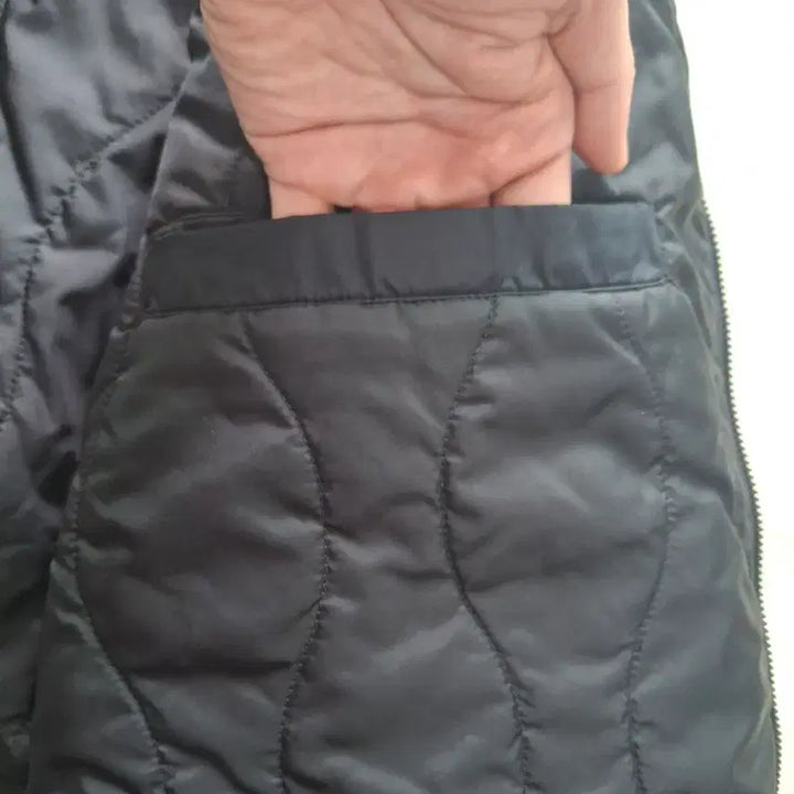 [SOLD OUT] L)에디바우어 나일론 봄버 자켓