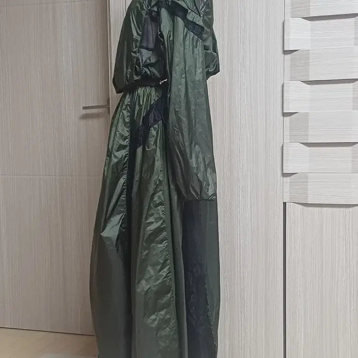 [BUNJANG] Khaki Long Dress with Lace Detail / 카키색 롱 원피스 레이스 디테일