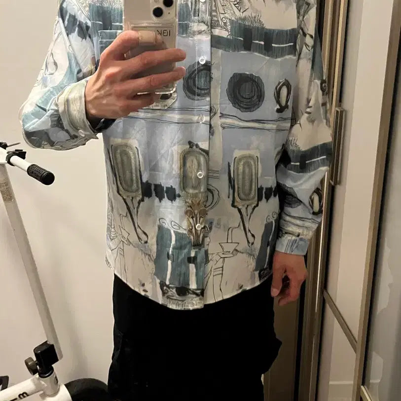 [BUNJANG] Unique Pattern Flowy Shirt (F) / (땡처리)유니크패턴 찰랑셔츠(F)100-105