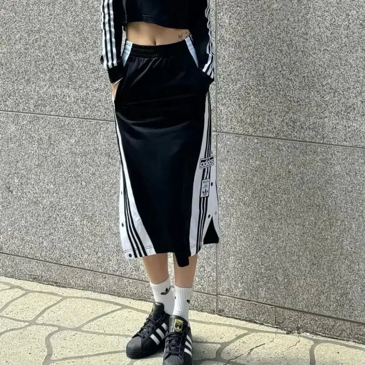 [SOLD OUT] (새상품 택O) 아디다스 아디브레이크 스커트 S