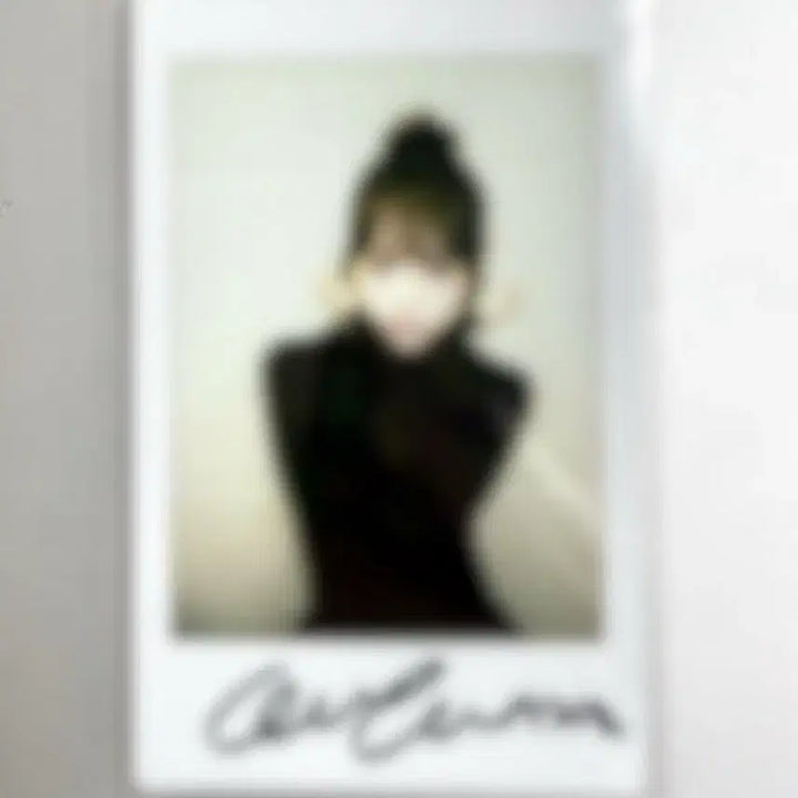[SOLD OUT] 트리플에스 서연 윤서연 싸폴 사인폴라 260410