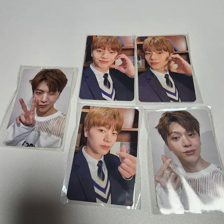 [BUNJANG] BTOB Yook Sungjae Photocard Bundle Set / 비투비 육성재 포토카드