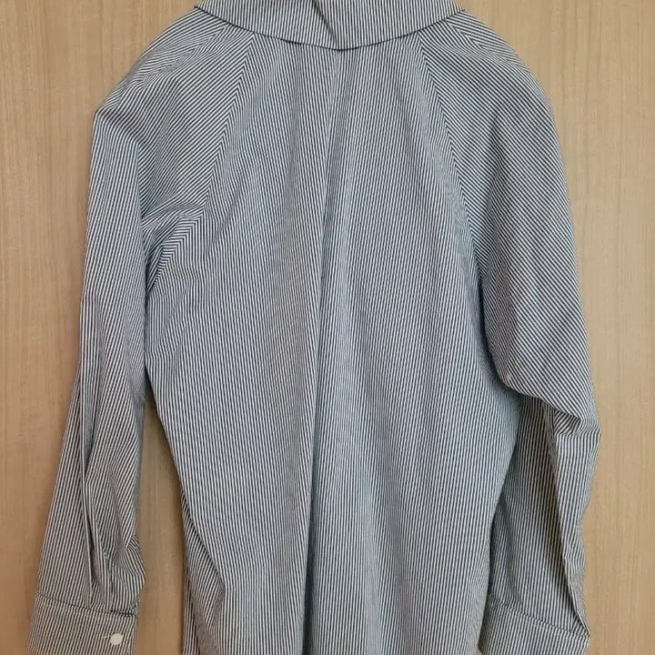 [BUNJANG] LINE Stripe Pattern Shirt / 라인(LINE) 스트라이프 셔츠 남방