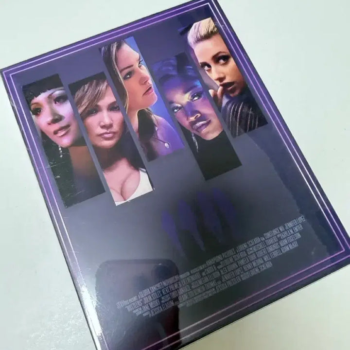 [BUNJANG] Hustlers (1 Disc Full Slip Limited Edition Numbered Set) Blu-ray / 허슬러 (1Disc 풀슬립 600장 넘버링 한정판) : 블루레이