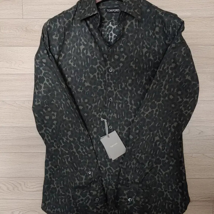 [BUNJANG] Tom Ford Leopard Print Shirt / 톰포드 레오파드 셔츠