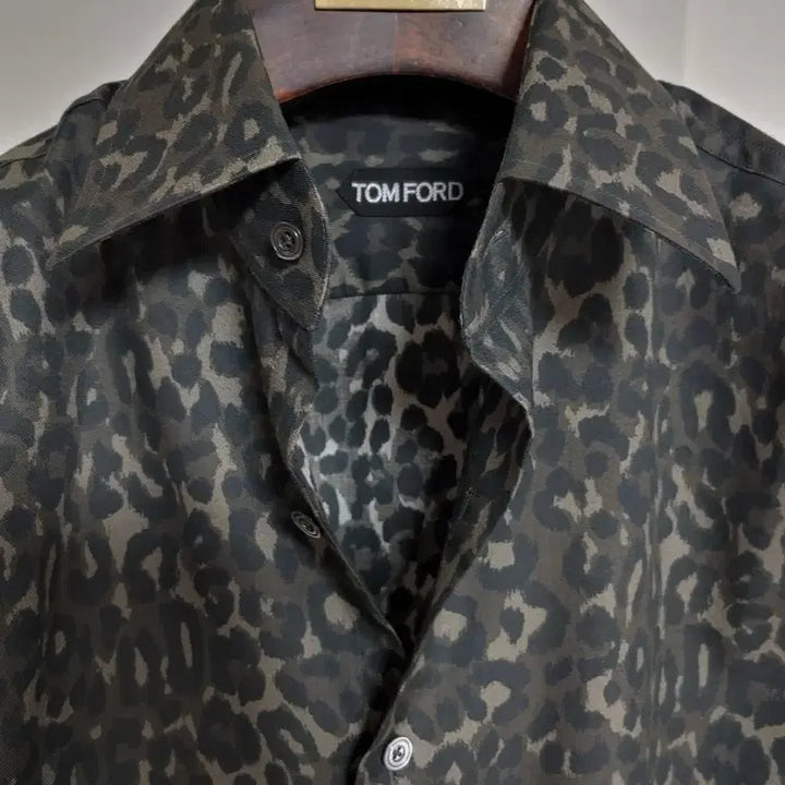 [BUNJANG] Tom Ford Leopard Print Shirt / 톰포드 레오파드 셔츠