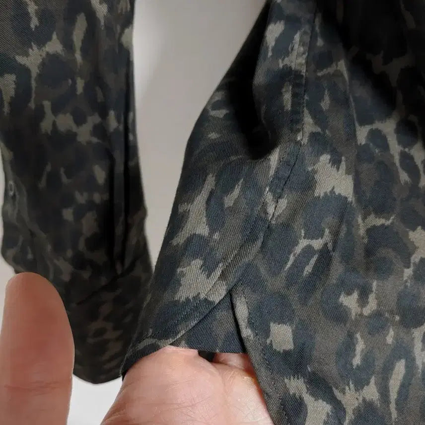 [BUNJANG] Tom Ford Leopard Print Shirt / 톰포드 레오파드 셔츠