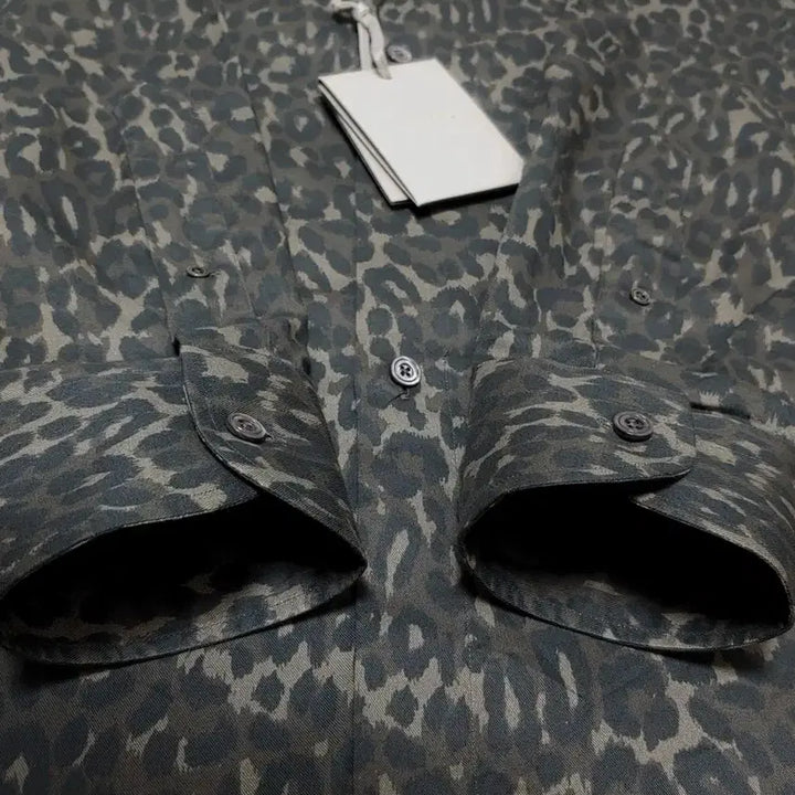 [BUNJANG] Tom Ford Leopard Print Shirt / 톰포드 레오파드 셔츠