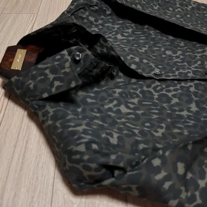 [BUNJANG] Tom Ford Leopard Print Shirt / 톰포드 레오파드 셔츠