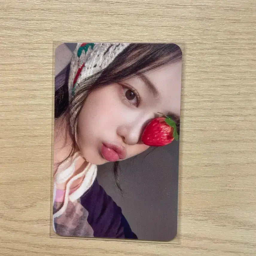 [SOLD OUT] 하츠투하츠 이안 사운드웨이브 럭드 포카 양도