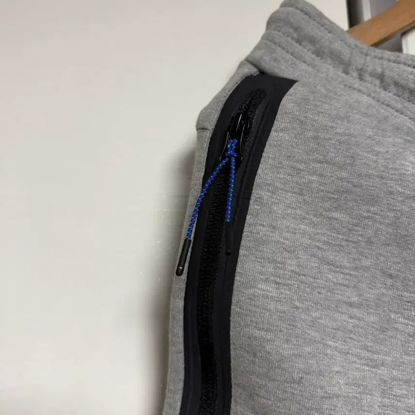 [BUNJANG] Nike Tech Fleece Shorts (M) - Gray / (M) 나이키 테크플리스 쇼츠 그레이