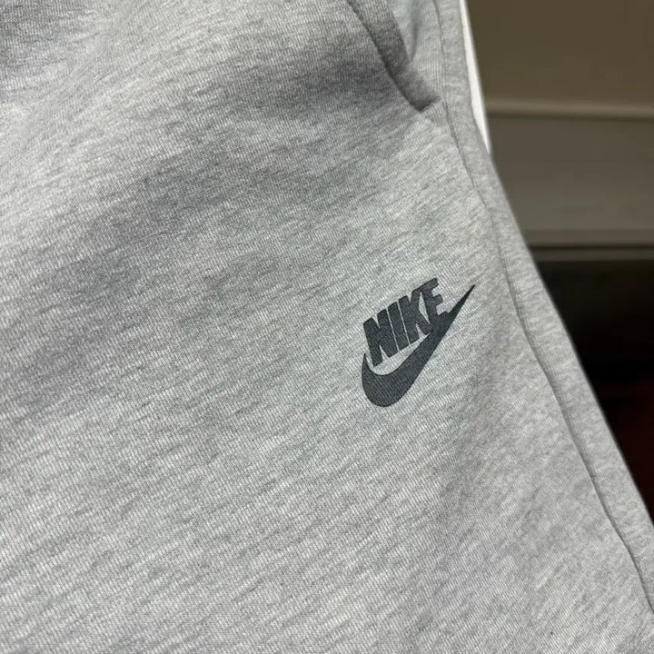 [BUNJANG] Nike Tech Fleece Shorts (M) - Gray / (M) 나이키 테크플리스 쇼츠 그레이