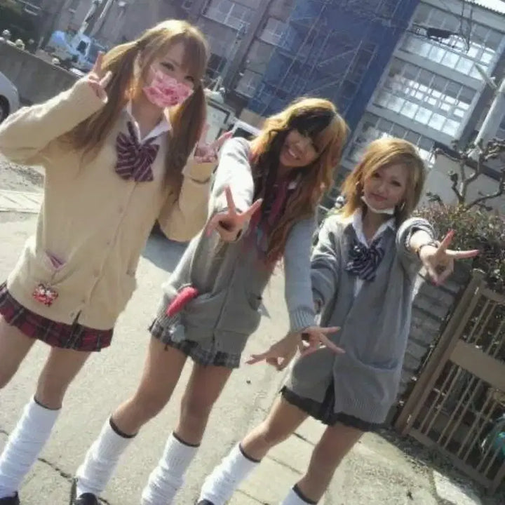 [BUNJANG] Japanese JK Gyaru School Uniform Rental / 예약가능) 컨셉 졸업사진 졸사 일본교복 갸루 jk 대여