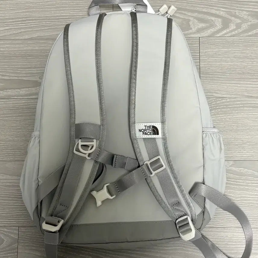 [BUNJANG] The North Face Mini Shot Backpack White Sand / 새상품 노스페이스 미니샷 백팩 화이트 샌드 판매