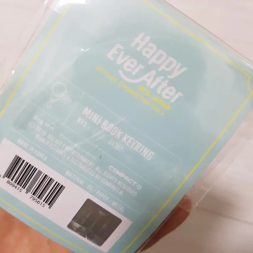 [BUNJANG] BTS 4th Japan Fanmeeting Goods Mini Book Keyring / 방탄소년단 BTS 4기 일본 팬미팅 굿즈 미니북 키링