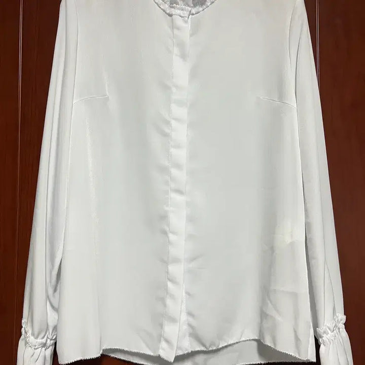 [SOLD OUT] 블랑쇼 블라우스