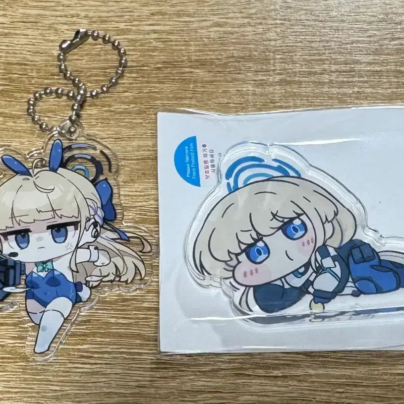 [BUNJANG] Blue Archive Toki Acrylic Keyring and Corotto Stand Bundle Set / (일괄) 블루 아카이브 토키 아크릴 키링 코롯토 스탠드