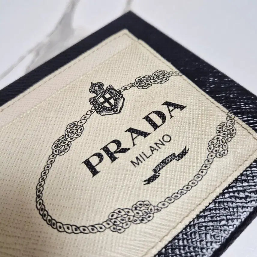 [BUNJANG] Prada Saffiano Crown Logo Card Wallet / (정품) 프라다 사피아노 크라운 로고 카드 지갑