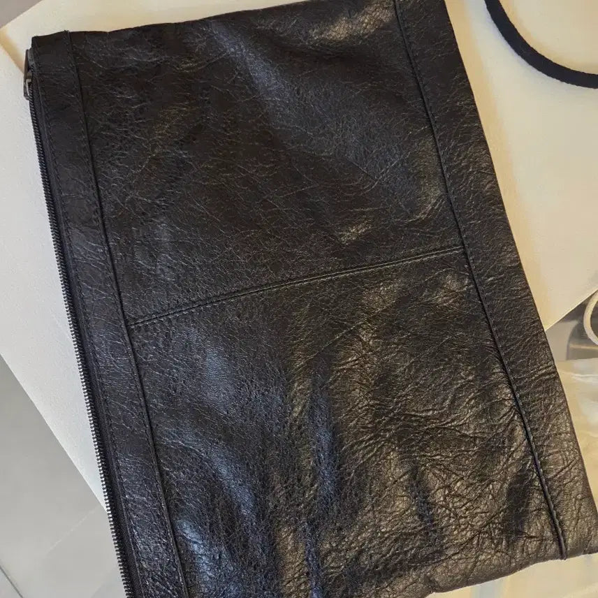 [BUNJANG] Balenciaga Leather Clutch Bag / 새상품) 발렌시아가 블랙 레더 클러치 가방
