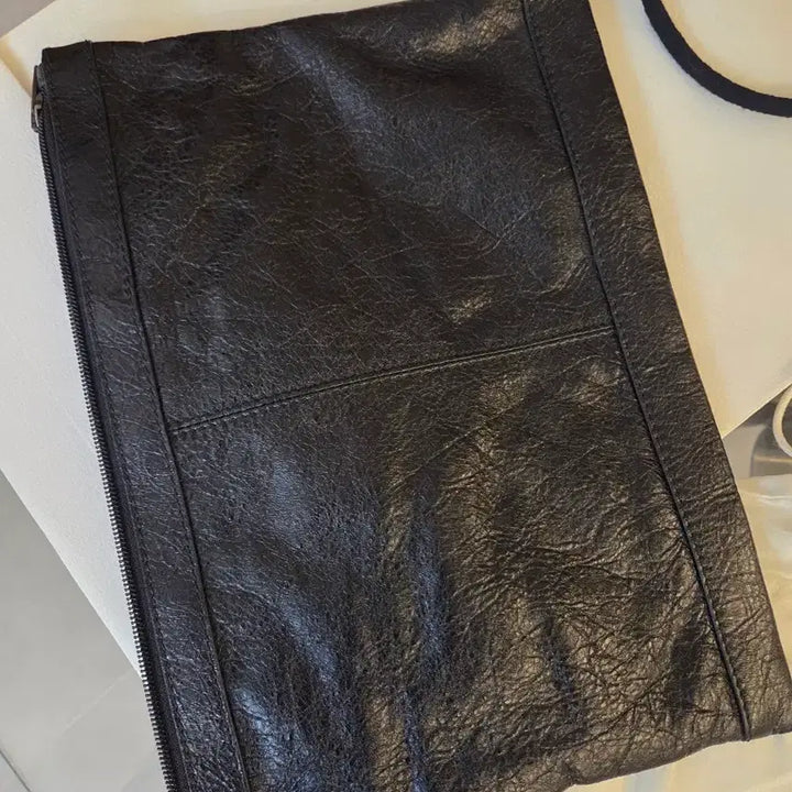 [BUNJANG] Balenciaga Leather Clutch Bag / 새상품) 발렌시아가 블랙 레더 클러치 가방