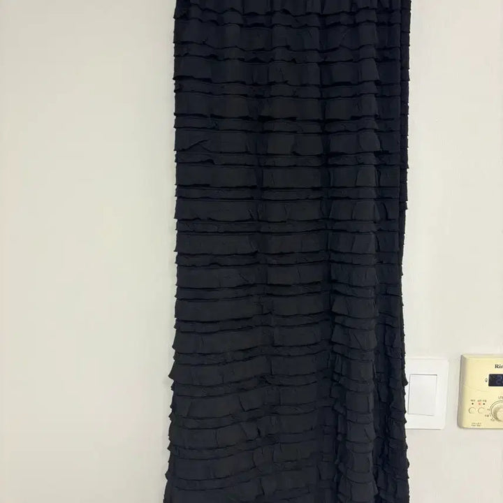 [BUNJANG] Antique J Kang Mermaid Skirt Black / 엔티크제이 캉 머메이드 스커트블랙