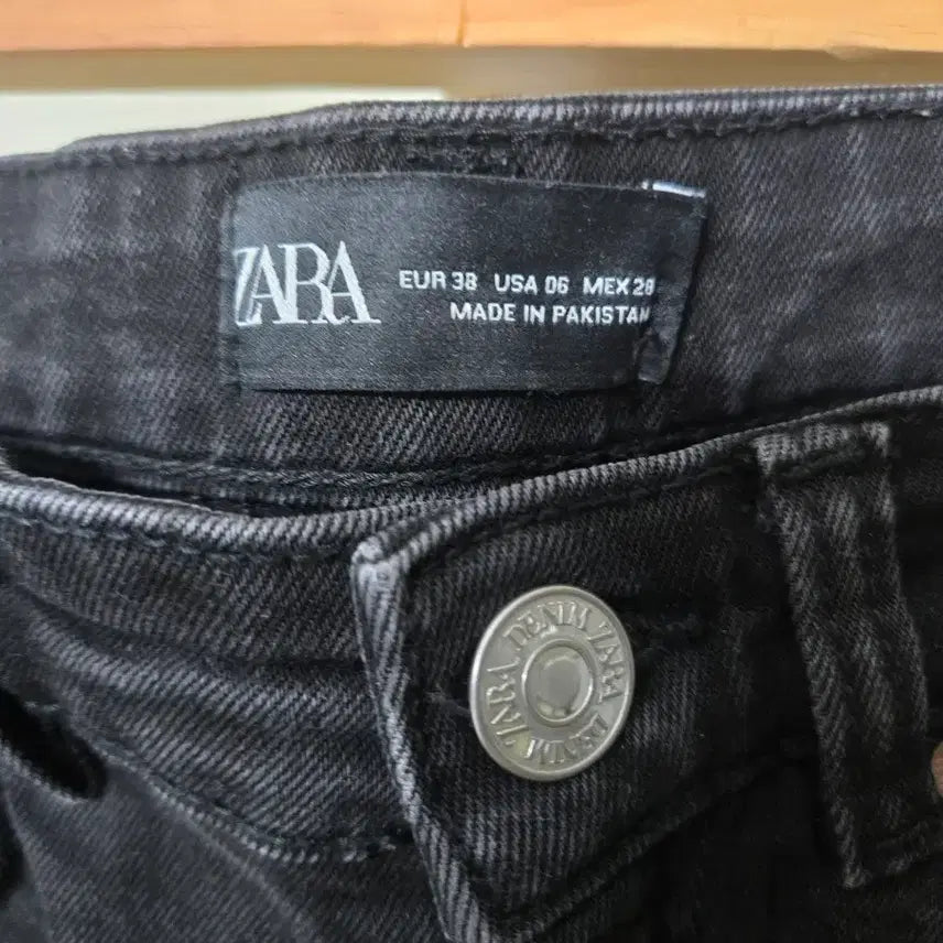 [BUNJANG] ZARA Black Bootcut Denim Pants / 자라 블랙 데님 팬츠 부츠컷