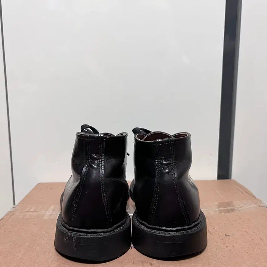 [SOLD OUT] 레드윙 처카부츠 9095 d8.5