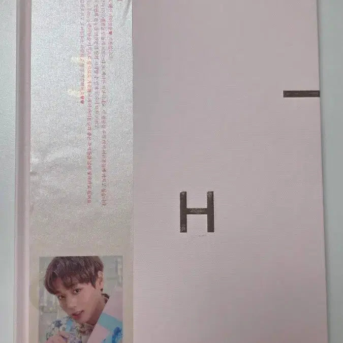 [BUNJANG] Park Jihoon 2019 First Edition Photobook / 박지훈 2019 팬미 서울 퍼스트에디션(포토북