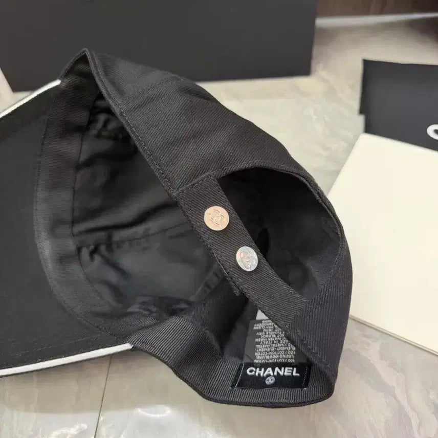 [SOLD OUT] 샤넬 모자