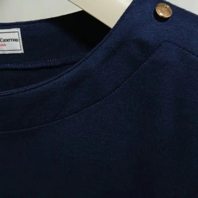 [BUNJANG] Roberta di Camerino T-shirt / 로베르타디까메리노 티셔츠 택포22000원