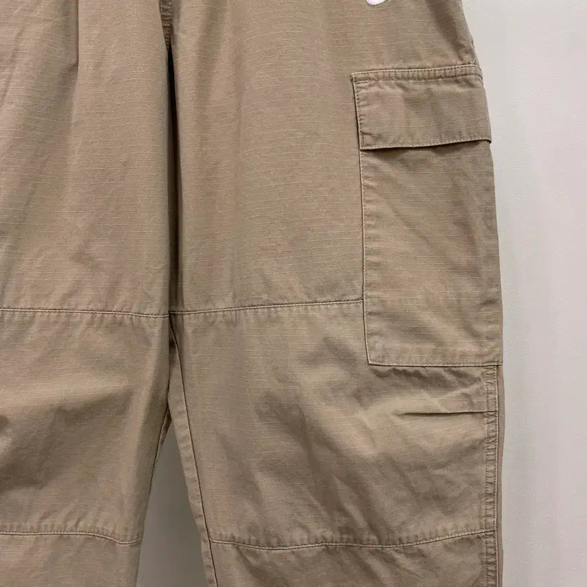 [SOLD OUT] <XL> 나이키 신형 립스탑 카고 와이드 팬츠