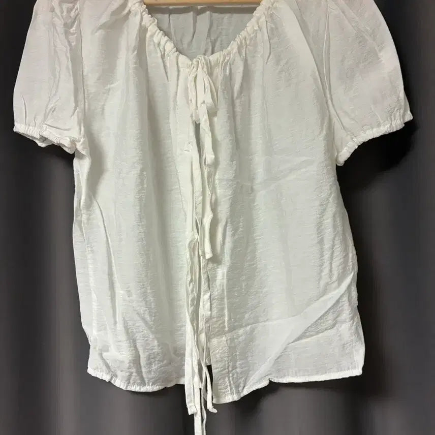 [BUNJANG] White Blouse / 화이트 블라우스
