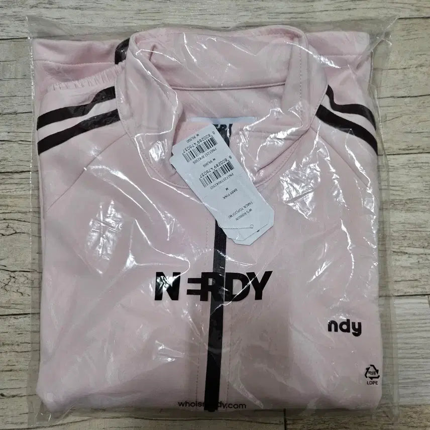[SOLD OUT] 미개봉 널디 엔디와이 리본 트랙 탑 베이비핑크